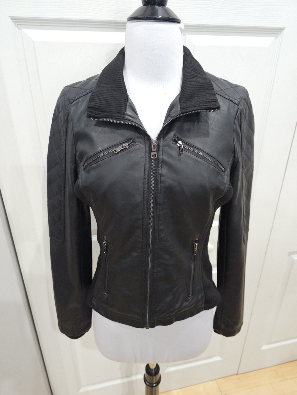 Therapy Lane Crawford Black Quilted Faux Leather Bomber Knit Zip Jacket Coat S - Picture 7 of 11